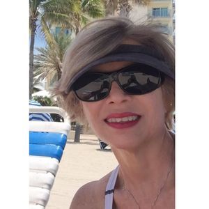 Meet your Posher, Anabella